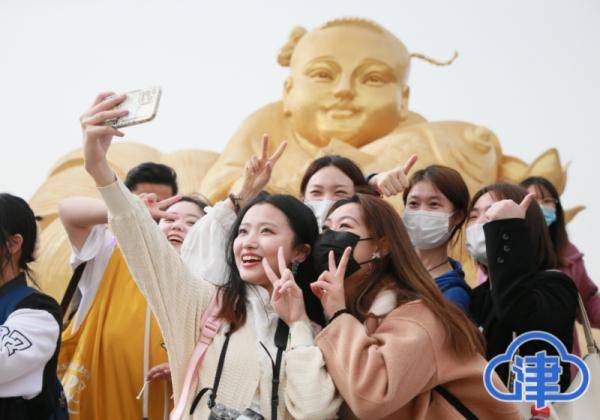 含羞草 苹果版
:“天津西青·唱响新时代”首场采风活动正式启动-第1张图片-太平洋在线下载
